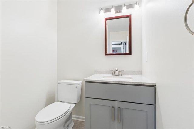 285 Ferdinand CIR, Virginia Beach, VA 23462