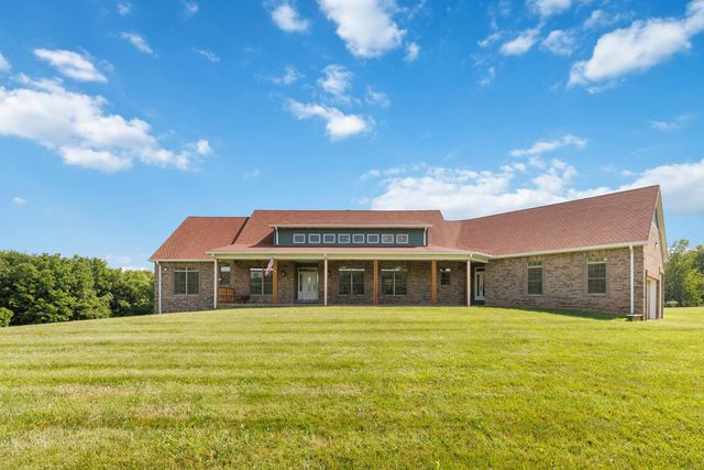 1599 Woodlake Road, Midway, KY 40347