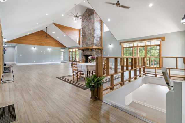1599 Woodlake Road, Midway, KY 40347