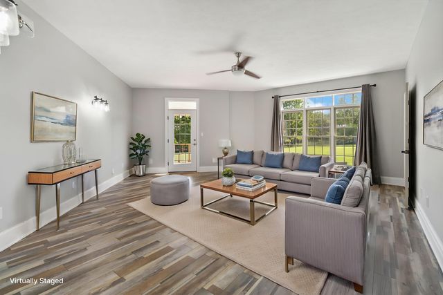 1599 Woodlake Road, Midway, KY 40347