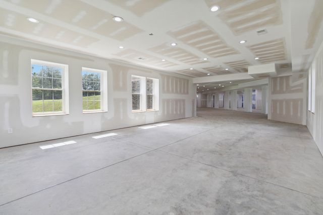 1599 Woodlake Road, Midway, KY 40347