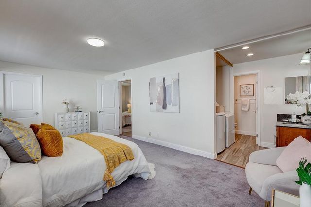 2625 Keystone Avenue 102, Santa Clara, CA 95051