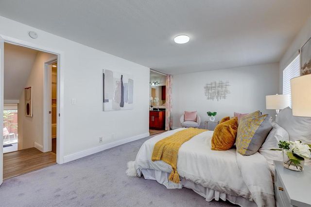 2625 Keystone Avenue 102, Santa Clara, CA 95051