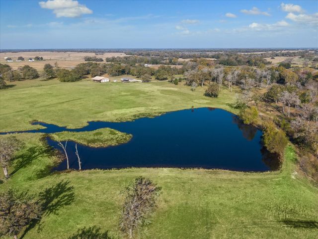 4835 Fm 1452 W, Madisonville, TX 77864