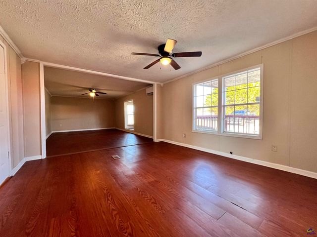 103 Henderson Springs Road, Elko, GA 31025