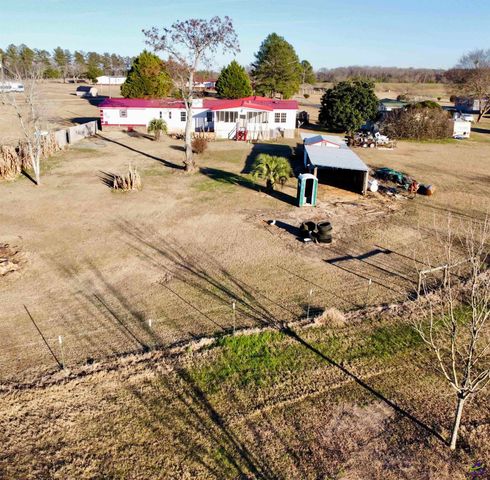 103 Henderson Springs Road, Elko, GA 31025