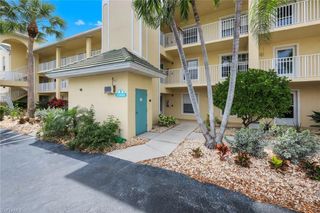 15495 Cedarwood LN 204, Naples, FL 34110