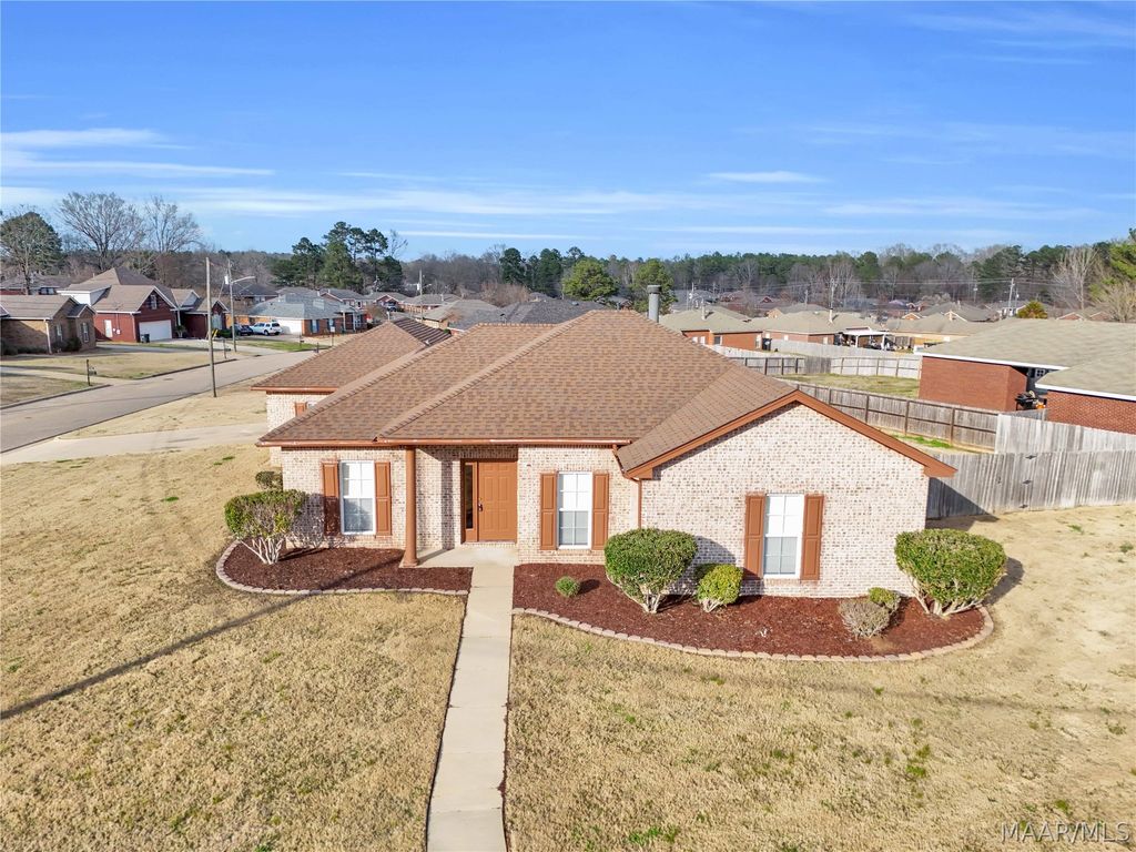 626 OLD CAMP Court, Pike Road, AL 36064