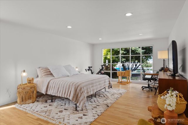 21520 50th Avenue NW, Stanwood, WA 98292