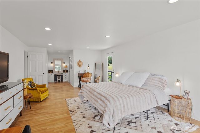 21520 50th Avenue NW, Stanwood, WA 98292