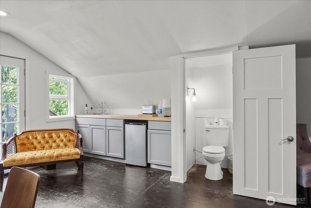 21520 50th Avenue NW, Stanwood, WA 98292