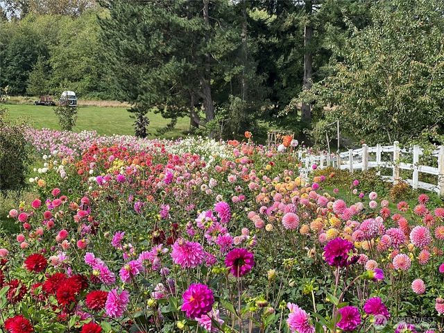 21520 50th Avenue NW, Stanwood, WA 98292