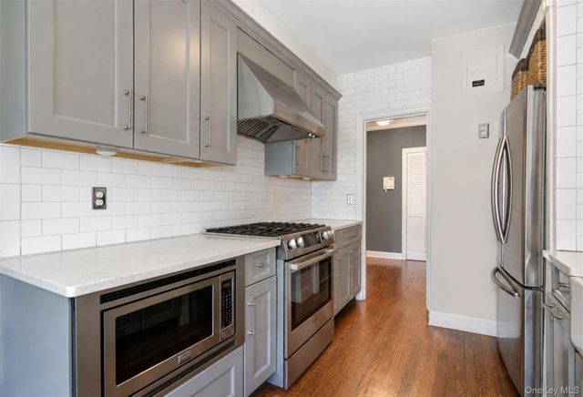 915 Wynnewood Road G4, Pelham, NY 10803