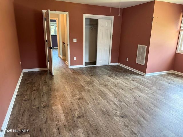 104 King Richard Court, Jacksonville, NC 28546