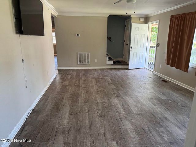 104 King Richard Court, Jacksonville, NC 28546