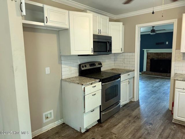104 King Richard Court, Jacksonville, NC 28546