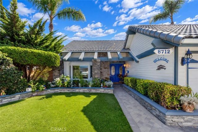 8712 Mossford Dr., Huntington Beach, CA 92646