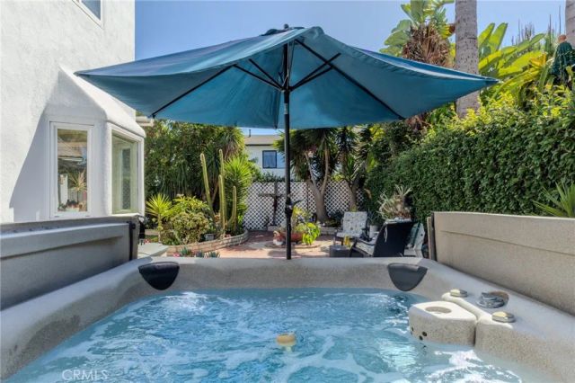 8712 Mossford Dr., Huntington Beach, CA 92646