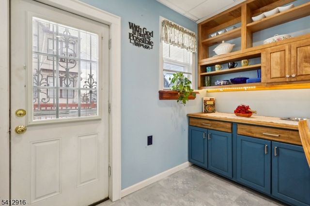 274 Ellery Ave, Newark City, NJ 07106