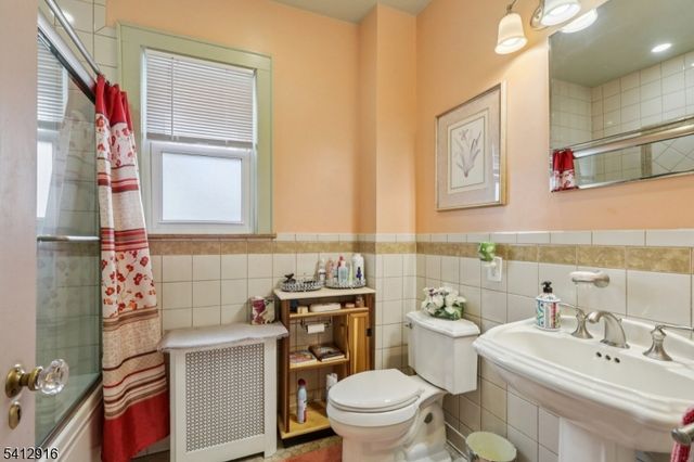 274 Ellery Ave, Newark City, NJ 07106