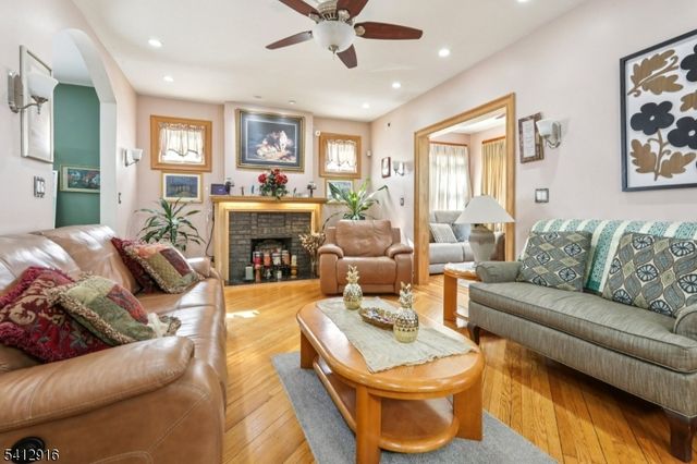 274 Ellery Ave, Newark City, NJ 07106