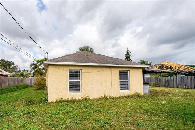 1366 SW Wampler Avenue, Port St Lucie, FL 34953