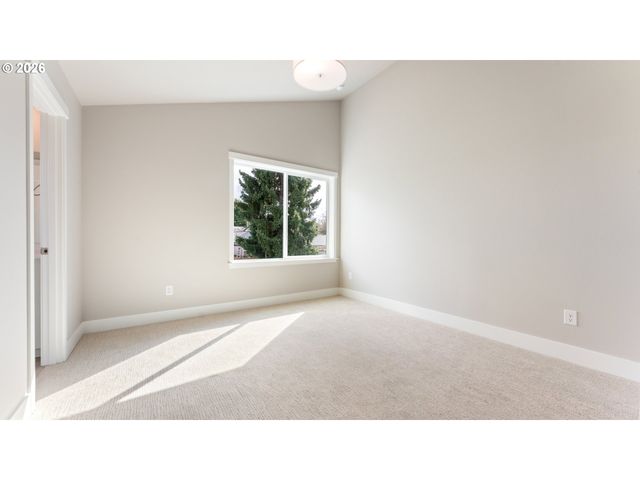 9410 N ST. LOUIS Ave, Portland, OR 97203