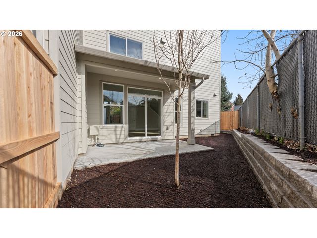 9410 N ST. LOUIS Ave, Portland, OR 97203