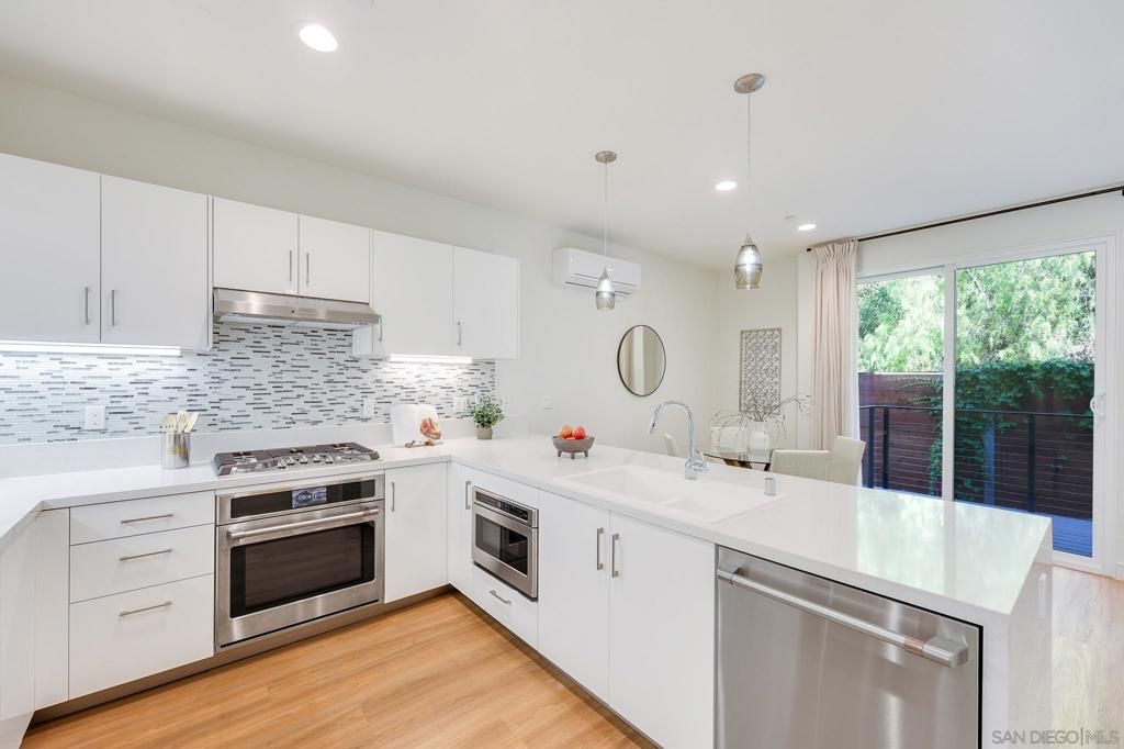 Image 11 of property listing at 8266 High St, La Mesa, CA 91941