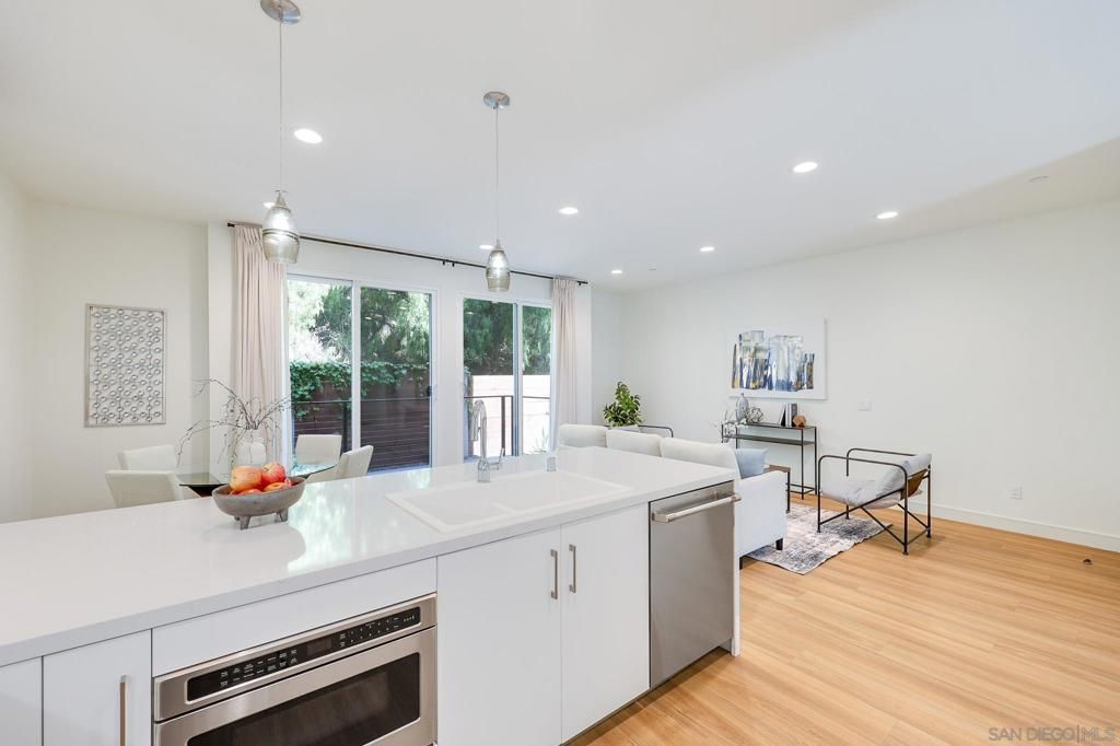 Image 13 of property listing at 8266 High St, La Mesa, CA 91941
