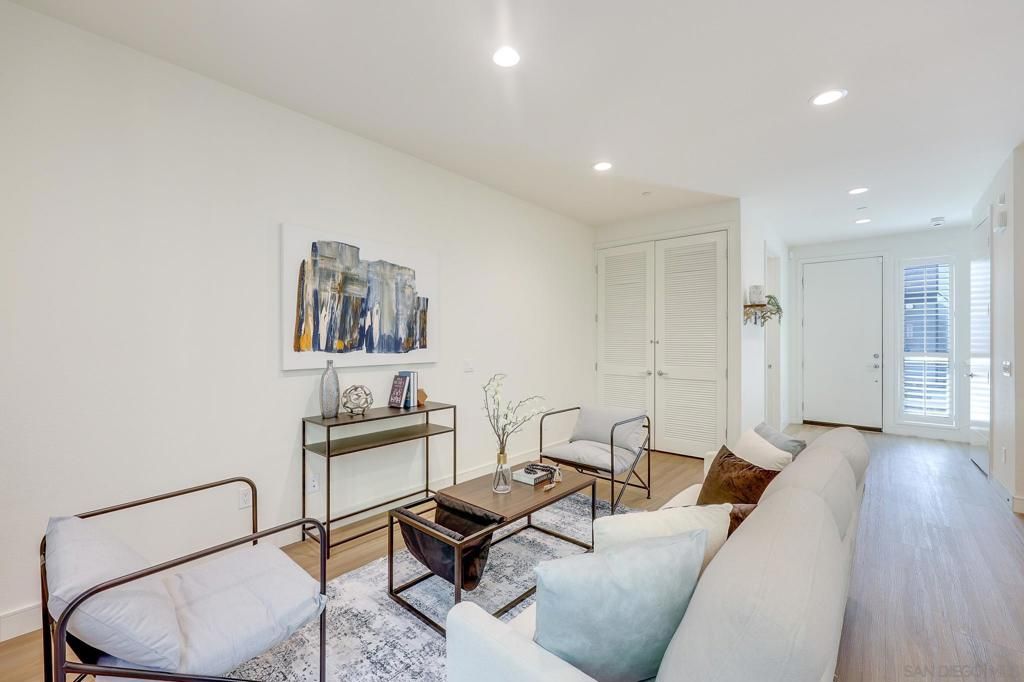 Image 5 of property listing at 8266 High St, La Mesa, CA 91941