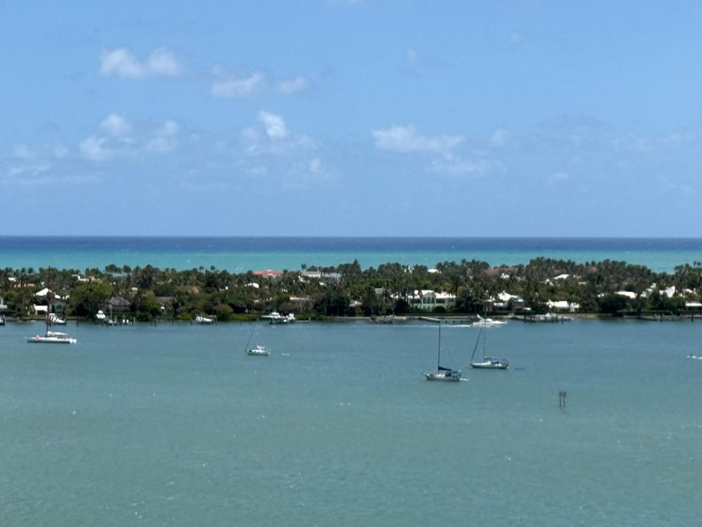 5200 N Flagler Drive 1604, West Palm Beach, FL 33407