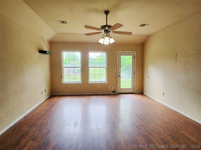 418 N 6th Street, Collinsville, OK 74021