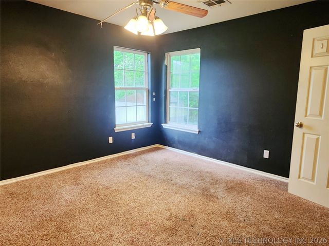 418 N 6th Street, Collinsville, OK 74021
