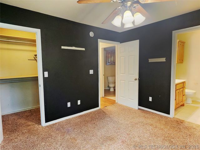 418 N 6th Street, Collinsville, OK 74021