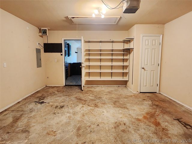 418 N 6th Street, Collinsville, OK 74021