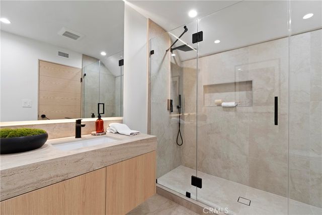 4437 Balboa, Encino, CA 91316