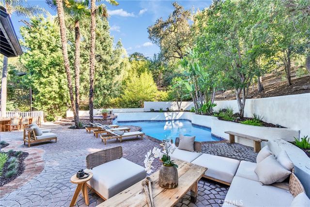 4437 Balboa, Encino, CA 91316