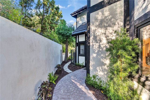 4437 Balboa, Encino, CA 91316