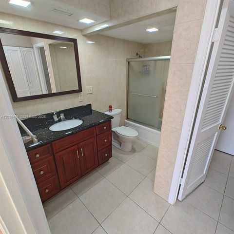 7051 Environ Blvd 433, Lauderhill, FL 33319