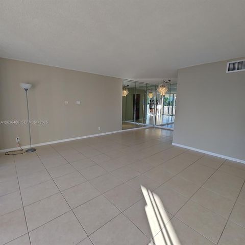 7051 Environ Blvd 433, Lauderhill, FL 33319