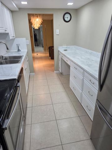 7051 Environ Blvd 433, Lauderhill, FL 33319