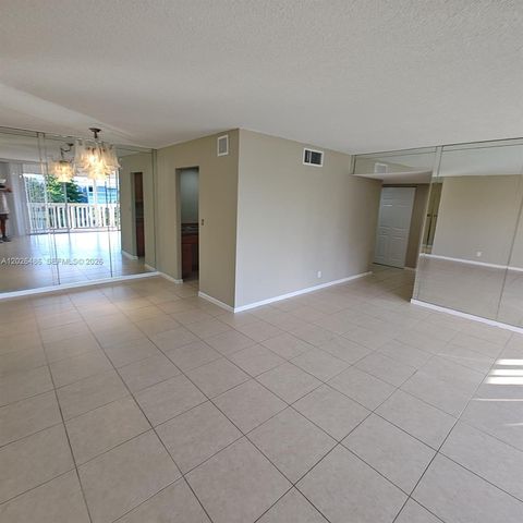 7051 Environ Blvd 433, Lauderhill, FL 33319