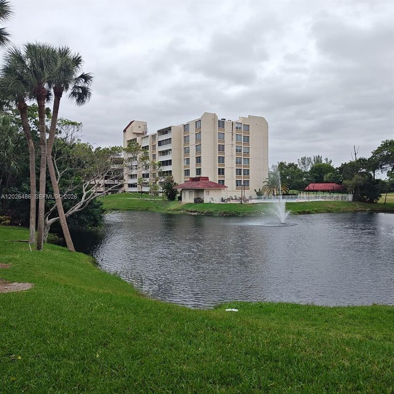 7051 Environ Blvd 433, Lauderhill, FL 33319