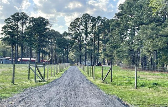 1521 Indian River Rd RD, Virginia Beach, VA 23456