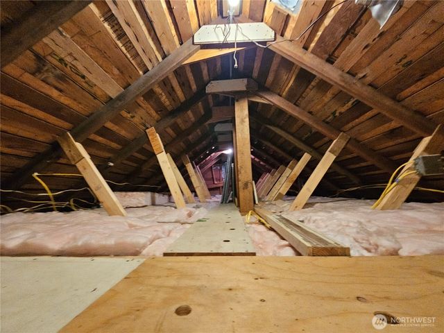 9345 NE Seaview Avenue, Indianola, WA 98342