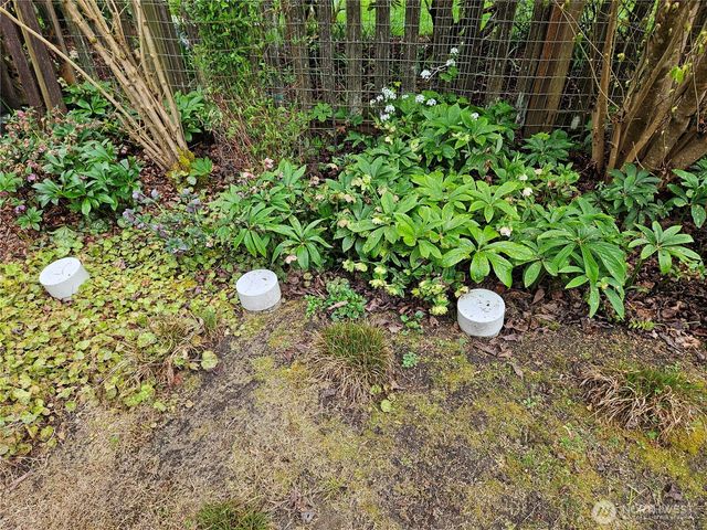 9345 NE Seaview Avenue, Indianola, WA 98342