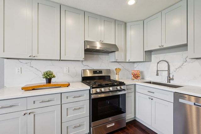 30680 Loma Chiquita Road, Los Gatos, CA 95033