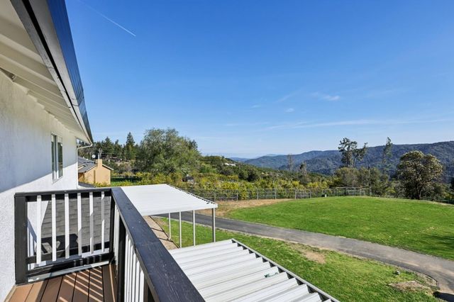 30680 Loma Chiquita Road, Los Gatos, CA 95033