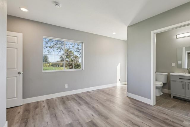 30680 Loma Chiquita Road, Los Gatos, CA 95033